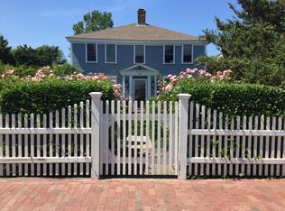 496 Commercial St #4, Provincetown, MA 02657