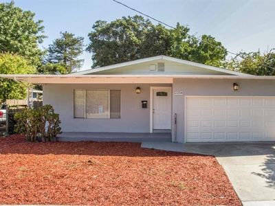 2258 Oakwood Dr, East Palo Alto, CA, 94303