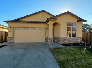 6000 Odelia Ln, Carmichael, CA