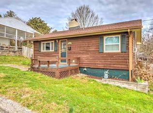 108 Powell Rd, Oak Ridge, TN 37830