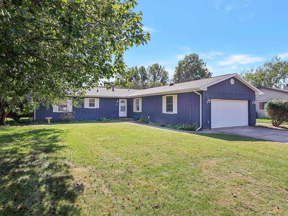 1st image of 313 Arbours Dr