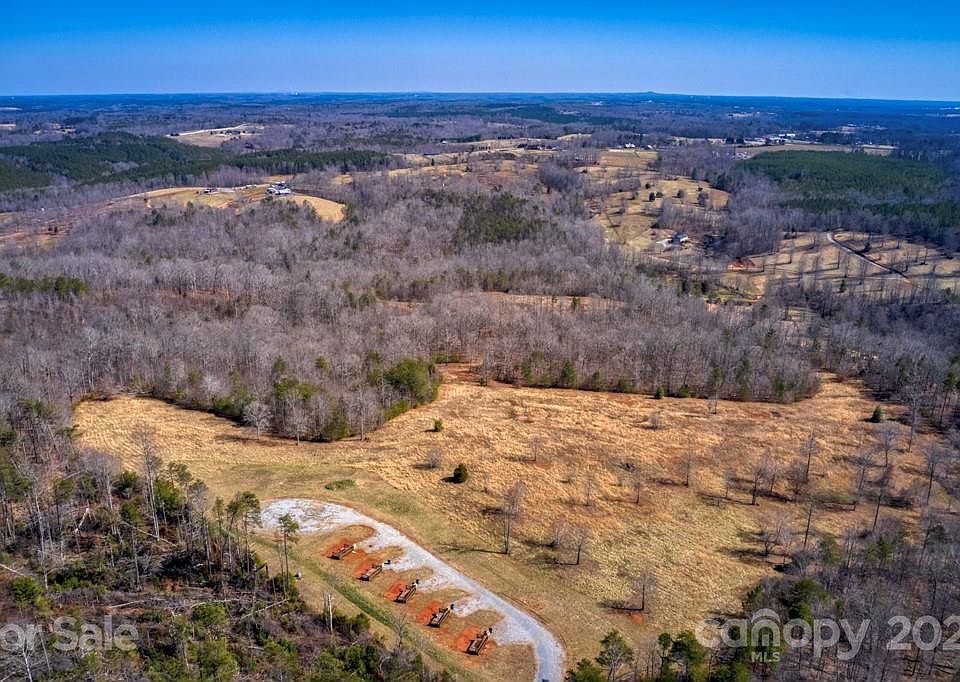 1st image of Green Creek Dr