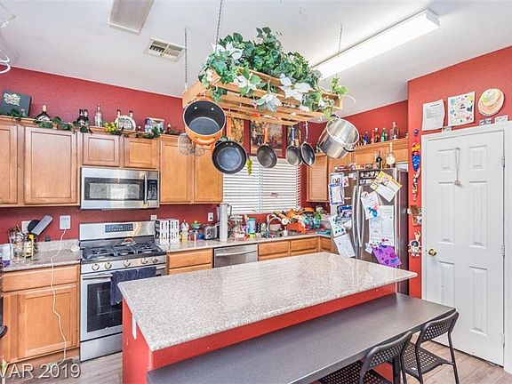 4th image of 2929 Bridleton Ave