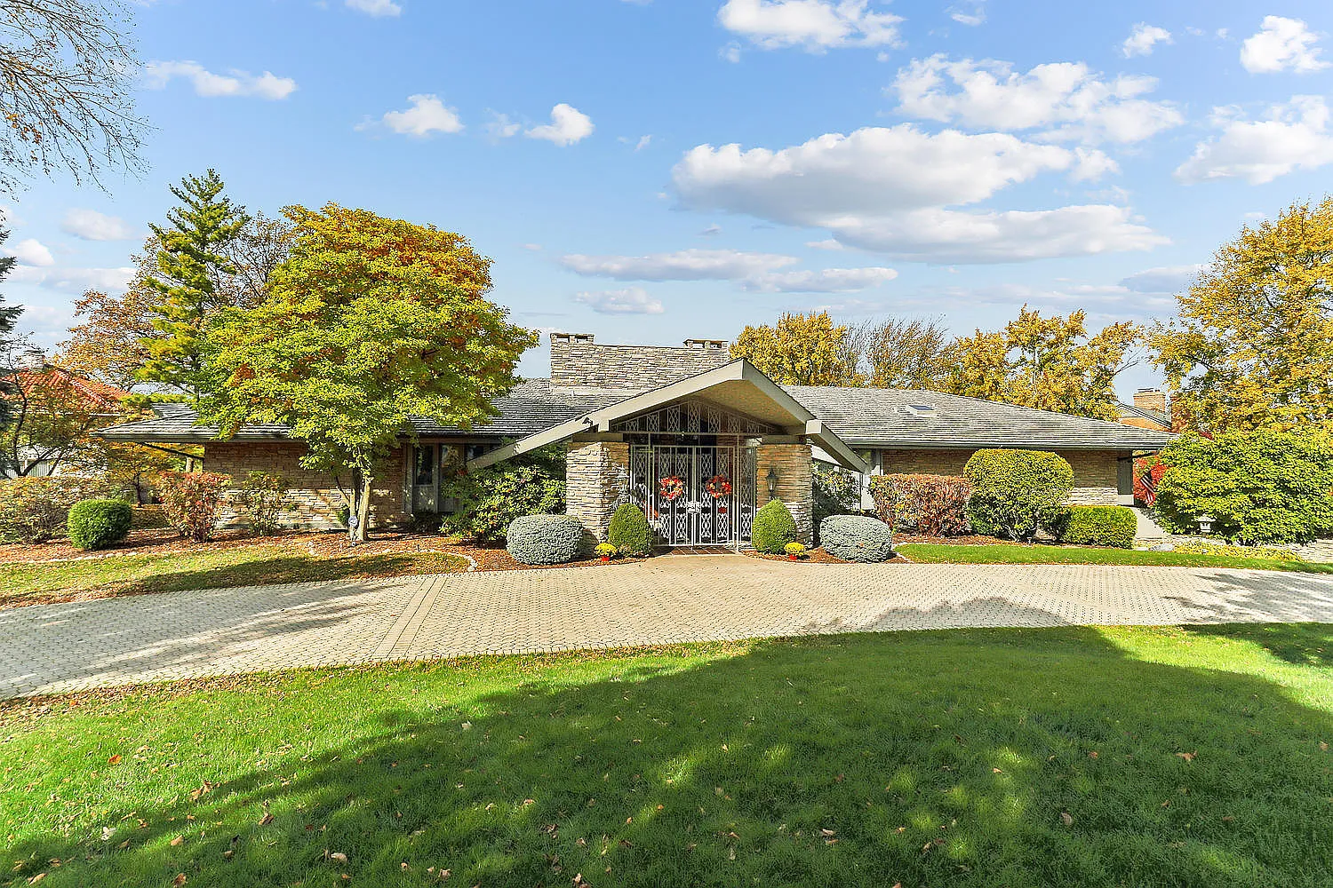 60 Baybrook Ln photo 1