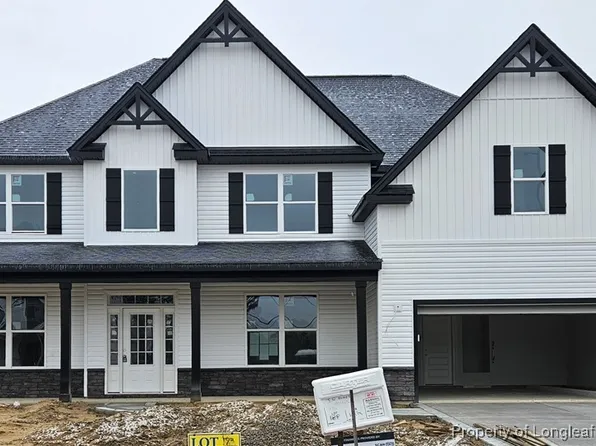 1352 Halibut St, Fayetteville, NC 28312