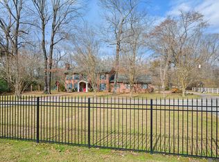 1121 Rollins Rd, Zachary, LA 70791