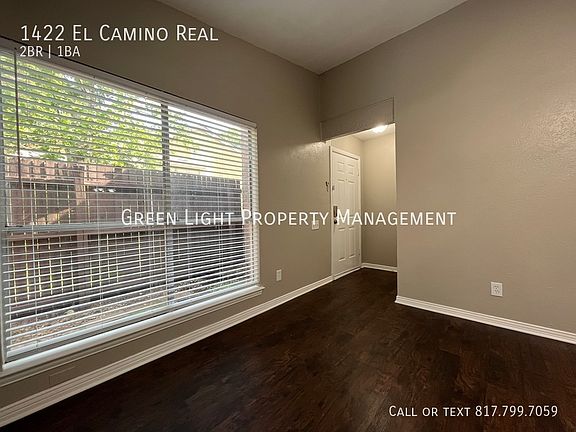 3rd image of 1422 El Camino Real