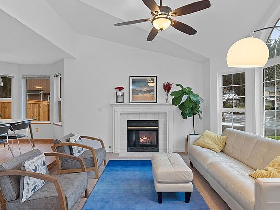3rd image of 7725 Alonah Pl SE