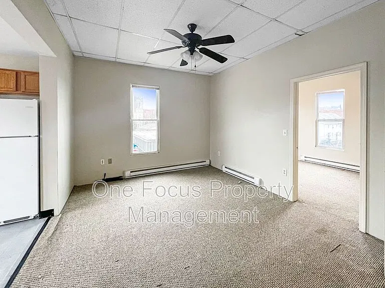 1314 W 4th St #10 — Photo 7