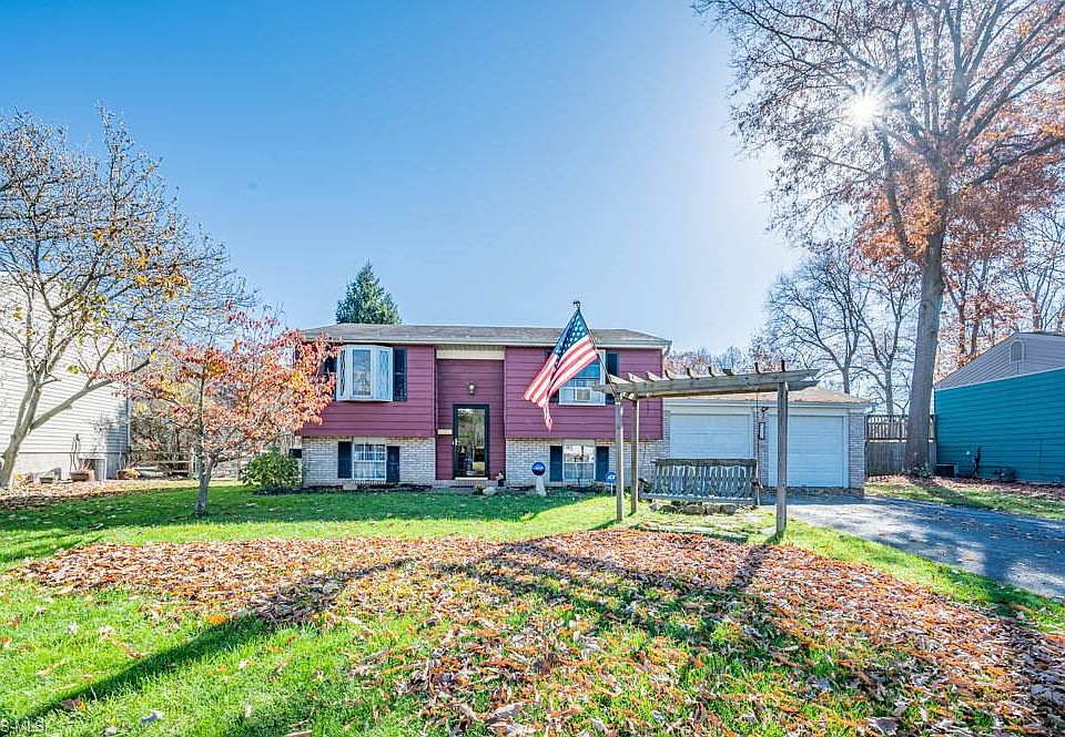 1st image of 311 Trumbull Dr
