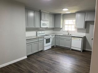 519 E Ball St, Whitewright, TX 75491