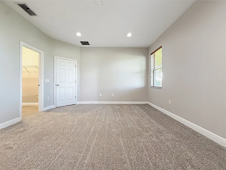10250 Malpas Point — Photo 15
