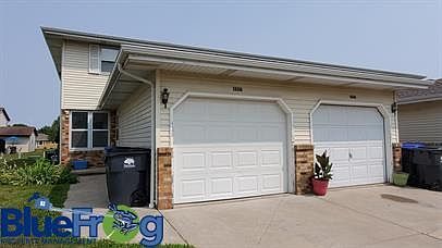 2nd image of 1336 Honeysuckle Ln #1336