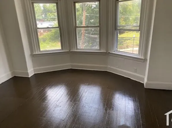 422 Colwyn Ave, Darby, PA 19023