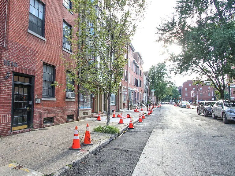 1616 Pine St — Photo 43