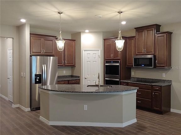 3rd image of 2865 Grand Kemerton Pl