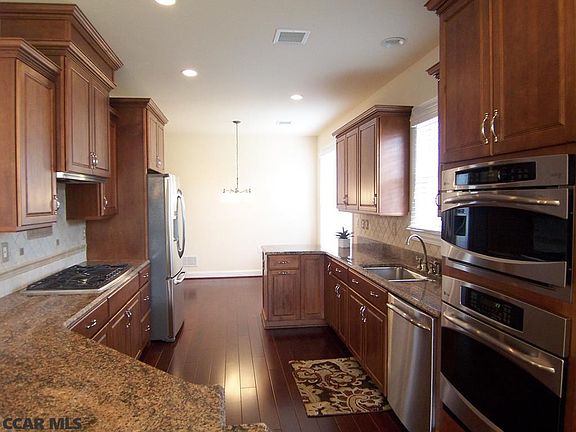 Beautiful granite and stainless appliances