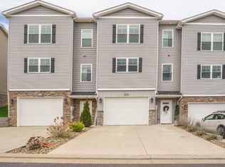 2060 Mountain Ash Ln, Morgantown, WV 26501