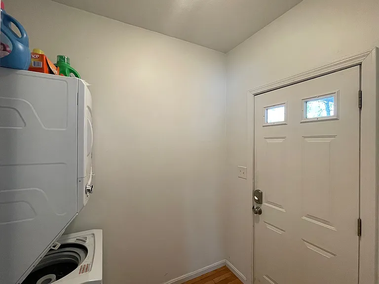 48 Derby St #1F — Photo 10