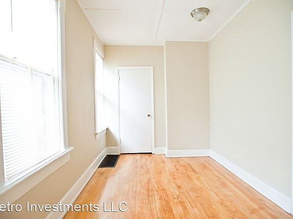 5th image of 3221 N Newhall St #7329326