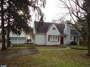 190 County Line Rd, Huntingdon Valley, PA 19006