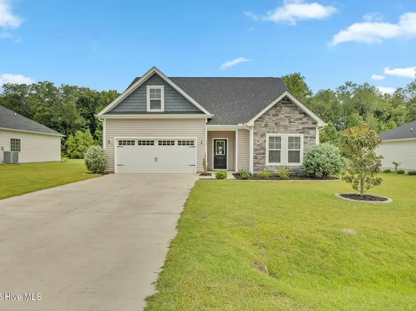 115 Waterford Way, Maysville, NC 28555
