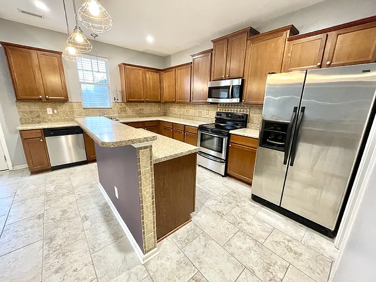 311 Highgrove Dr — Photo 26