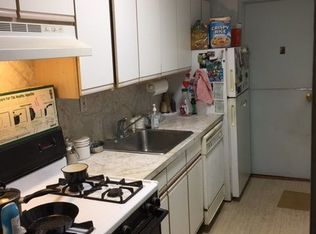 8825 155th Ave APT 5H, Howard Beach, NY 11414