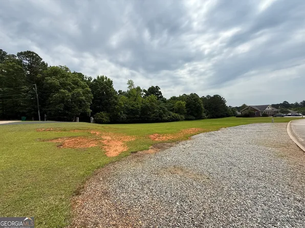 1002 Fernwood Dr, Milledgeville, GA 31061