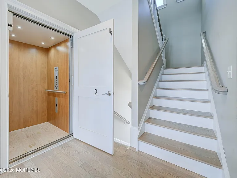 231 Bryn Mawr Ave — Photo 39