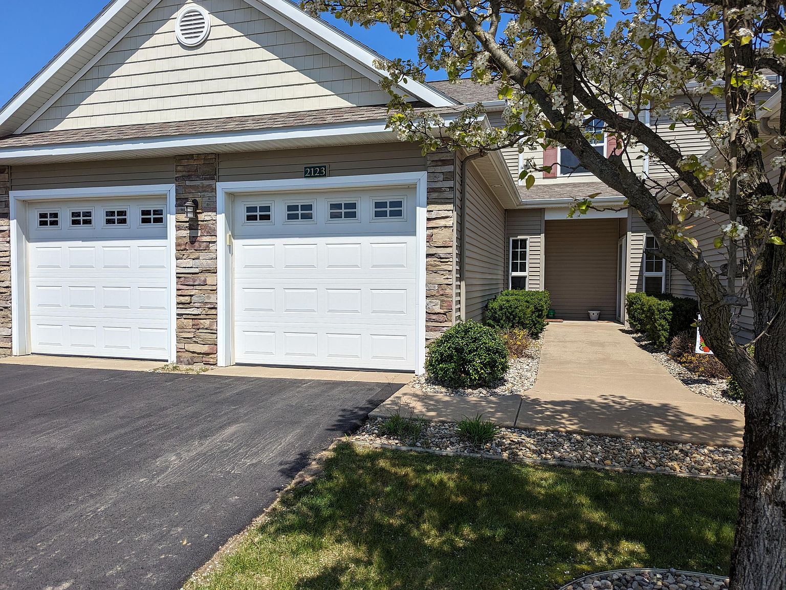 2123 Petoskey Dr, Otsego, MI 49078 Zillow