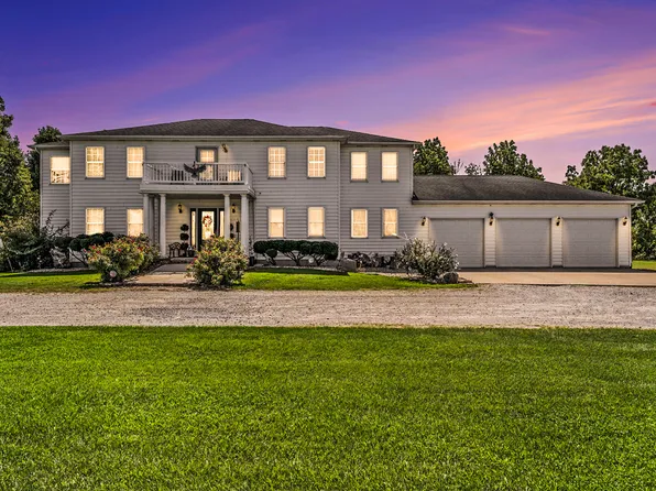 928 N Calumet Ave, Chesterton, IN 46304