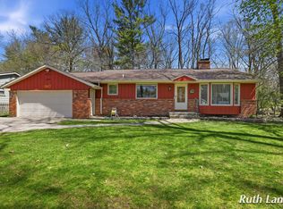 4738 Cranwood Ave SW, Wyoming, MI 49509