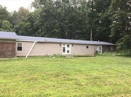 2nd image of 15362 Bodman Rd