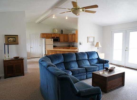 5th image of 178 Ashbury Ct