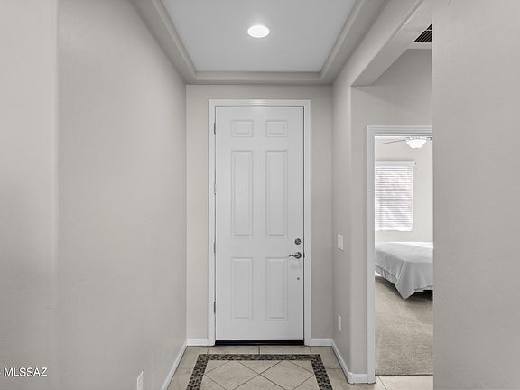 4th image of 1088 N Broken Hills Dr