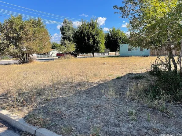 450 Hall St, Susanville, CA 96130