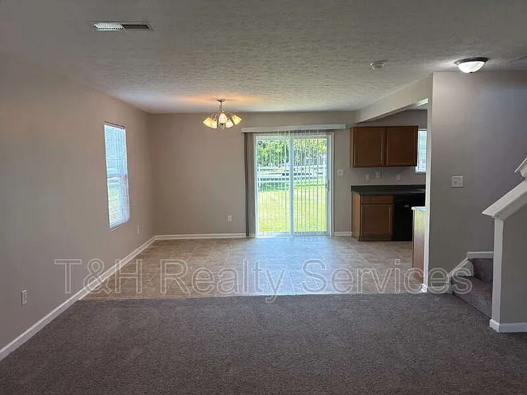 8151 Firefly Way — Photo 5