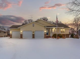 4820 Echo Ct, Faribault, MN 55021