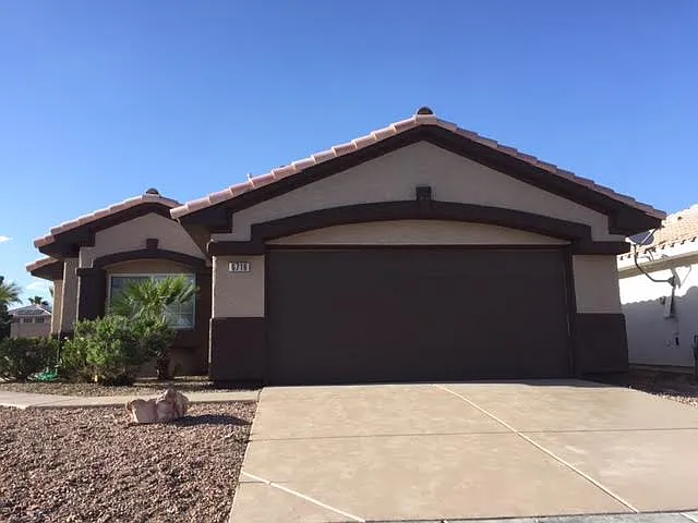 4 bed, 1600 sqft, $2,350 — Photo 3