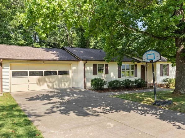 816 Brentwood Way, Simpsonville, SC 29680
