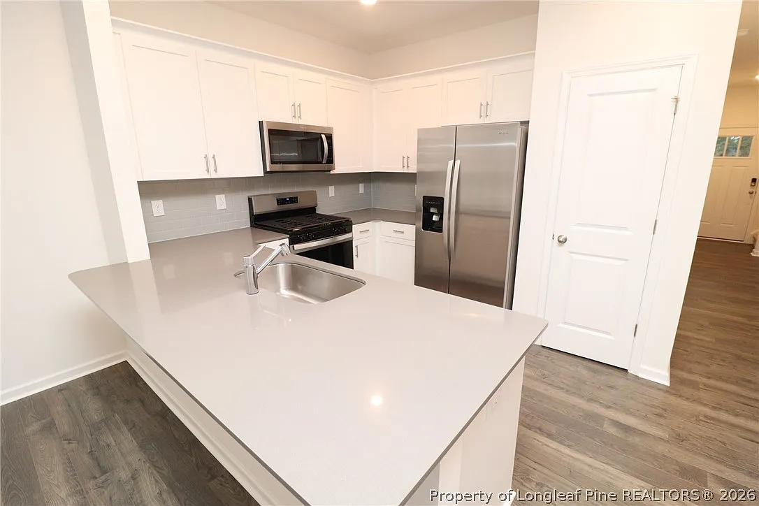 3 bed, 2.5 bath, $1,795 — Photo 4