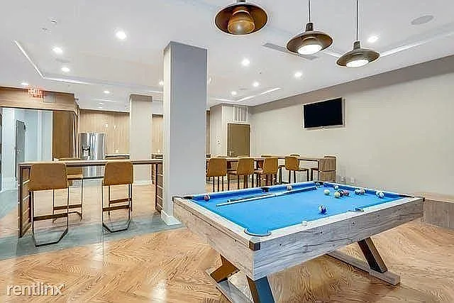 Appletree Suites — Photo 4