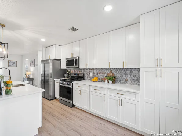3807 Briarhaven, San Antonio, TX 78247