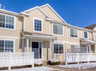 9210 Greenspire Dr UNIT 36, West Des Moines, IA 50266
