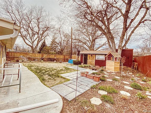 5th image of 3077 S Joslin Ct