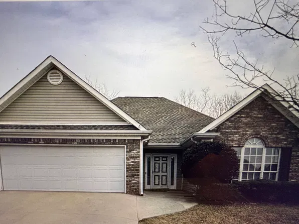 4231 Candle Brook Ln, Bessemer, AL 35022
