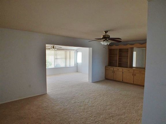 3rd image of 1502 Danbury Dr