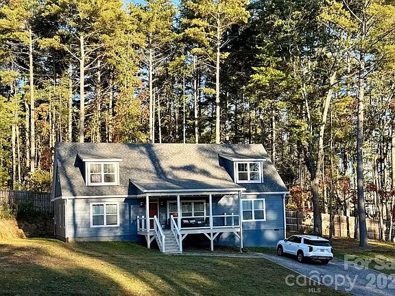 2nd image of 170 Cascade Ridge Rd