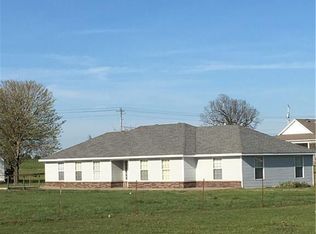 646 S Pianalto Rd, Springdale, AR 72762